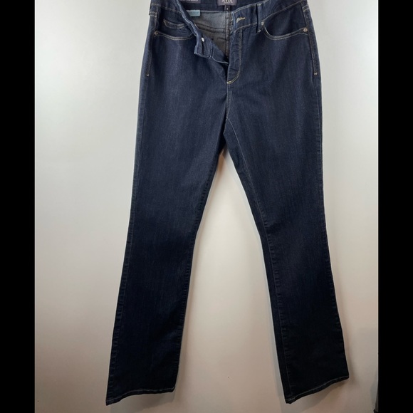 NWOT NYDJ Billie Mini Bootcut Dark Wash size 8 - Picture 1 of 15